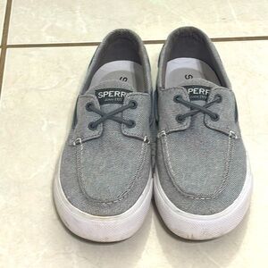 Men’s 10.5 Sperry’s, gray canvas. Great condition